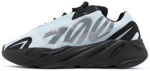 YEEZY BOOST 700 MNVN 